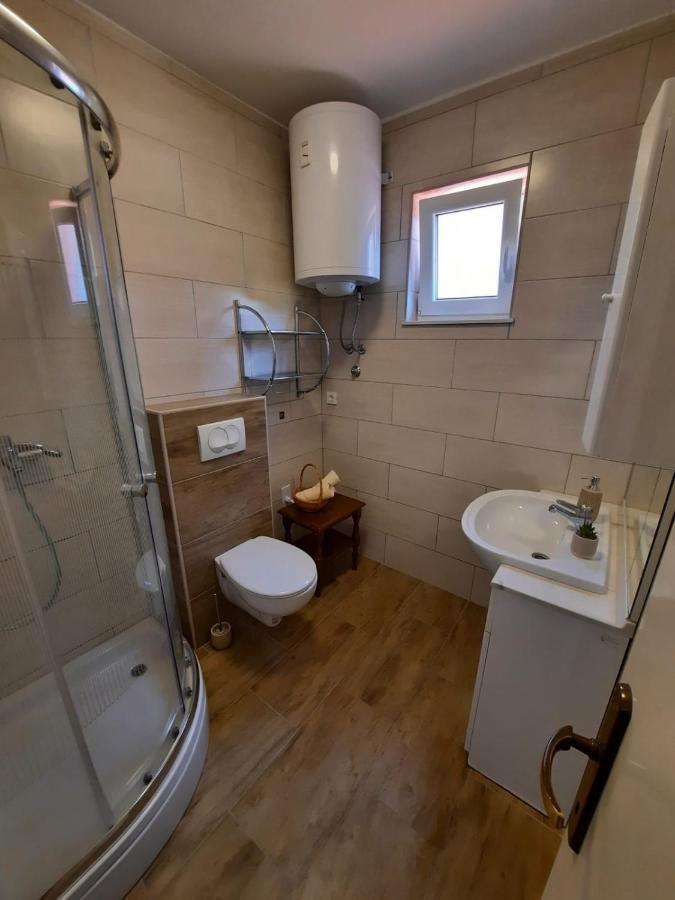 Appartement Lana 2 à Senj  Extérieur photo