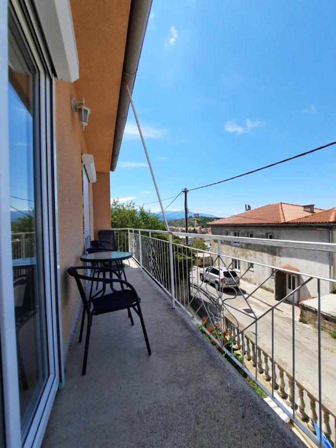 Appartement Lana 2 à Senj  Extérieur photo