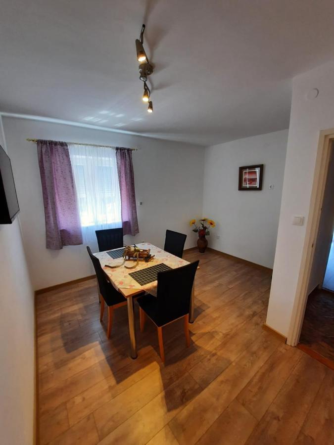 Appartement Lana 2 à Senj  Extérieur photo